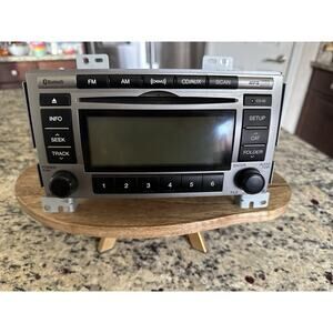 2010-2012 Hyundai Santa Fe Am/Fm CD Player Radio Receiver PA910CMLXM GS